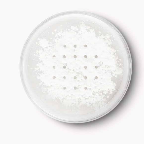 Ciate London Extraordinary Translucent Setting Powder - Picture 6 of 9